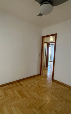 Apartamento para alugar com 107m², 3 quartos e 2 vagas Apartamento para alugar com 107m², 3 quartos e 2 vagasSala