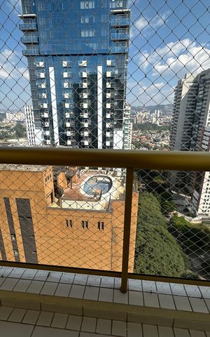 Apartamento para alugar com 107m², 3 quartos e 2 vagas Apartamento para alugar com 107m², 3 quartos e 2 vagasVaranda