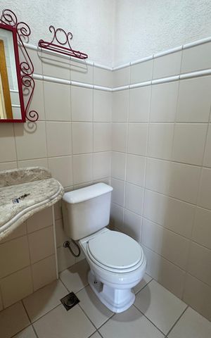 Apartamento para alugar com 107m², 3 quartos e 2 vagas Apartamento para alugar com 107m², 3 quartos e 2 vagasLavabo