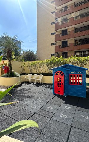 Apartamento para alugar com 107m², 3 quartos e 2 vagas Apartamento para alugar com 107m², 3 quartos e 2 vagasÁrea comum - Playground