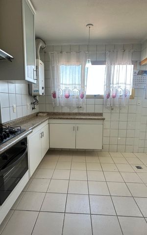Apartamento para alugar com 107m², 3 quartos e 2 vagas Apartamento para alugar com 107m², 3 quartos e 2 vagasCozinha