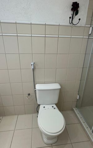 Apartamento para alugar com 107m², 3 quartos e 2 vagas Apartamento para alugar com 107m², 3 quartos e 2 vagasBanheiro da Suíte