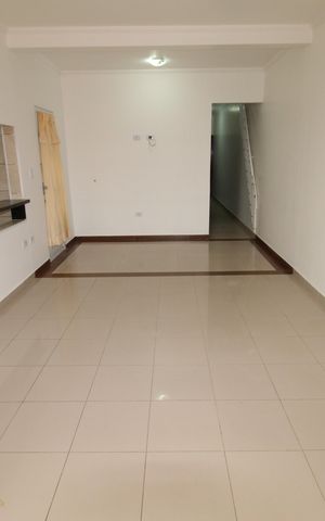 Casa para alugar com 136m², 2 quartos e 1 vagaSala