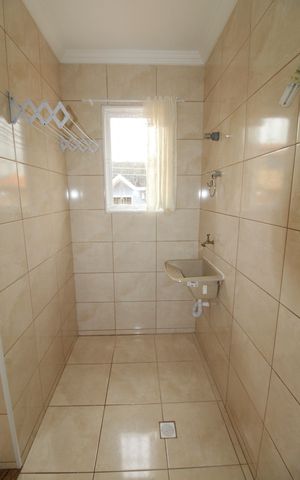 Casa para alugar com 136m², 2 quartos e 1 vagaÁrea de Serviço