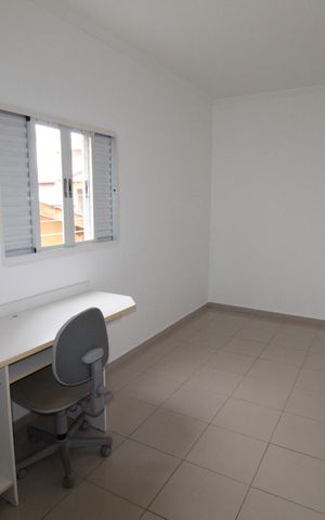 Casa para alugar com 136m², 2 quartos e 1 vagaQuarto
