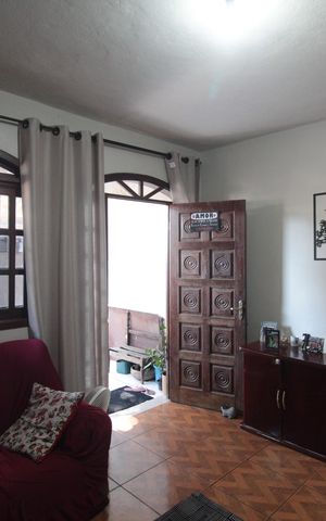 Casa à venda com 87m², 2 quartos e 1 vagaSala
