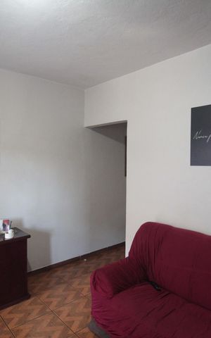 Casa à venda com 87m², 2 quartos e 1 vagaSala