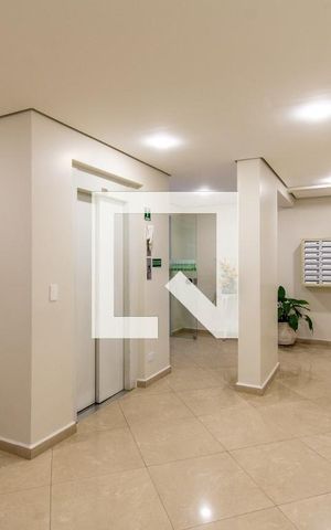 Apartamento para alugar com 70m², 2 quartos e 1 vaga Apartamento para alugar com 70m², 2 quartos e 1 vagaHall social