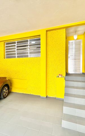 Casa à venda com 134m², 2 quartos e 2 vagas