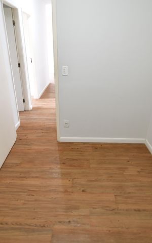 Apartamento à venda com 75m², 3 quartos e 2 vagasQuarto 2