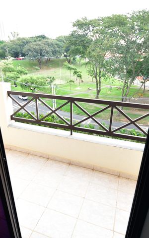 Apartamento à venda com 75m², 3 quartos e 2 vagasSala - Sacada