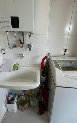 Apartamento à venda com 71m², 2 quartos e 1 vaga Apartamento à venda com 71m², 2 quartos e 1 vagaÁrea de Serviço