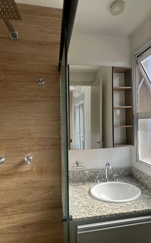 Apartamento à venda com 71m², 2 quartos e 1 vaga Apartamento à venda com 71m², 2 quartos e 1 vagaBanheiro da Suíte