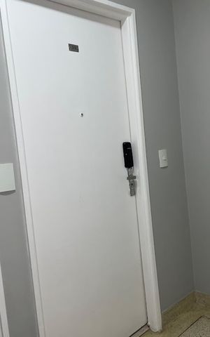 Apartamento à venda com 112m², 3 quartos e 1 vaga Apartamento à venda com 112m², 3 quartos e 1 vagaPorta de entrada