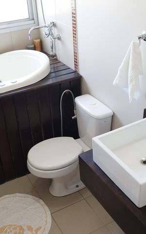 Apartamento à venda com 190m², 3 quartos e 4 vagasBanheiro 3 banheira Hidro