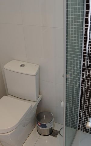Apartamento à venda com 190m², 3 quartos e 4 vagasBanheiro 1