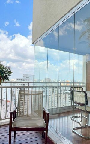 Apartamento à venda com 165m², 2 quartos e 3 vagas Apartamento à venda com 165m², 2 quartos e 3 vagasVaranda