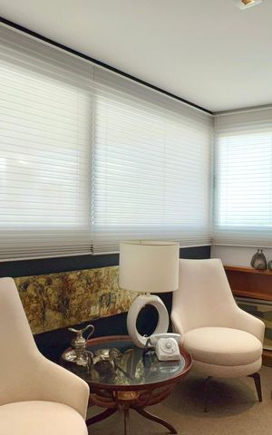 Apartamento à venda com 165m², 2 quartos e 3 vagas Apartamento à venda com 165m², 2 quartos e 3 vagasSala da Lareira