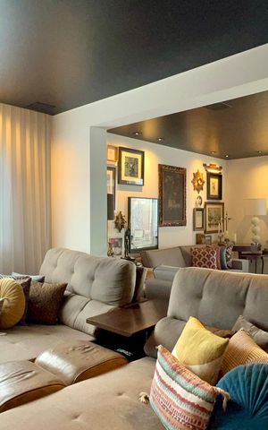 Apartamento à venda com 165m², 2 quartos e 3 vagas Apartamento à venda com 165m², 2 quartos e 3 vagasSala