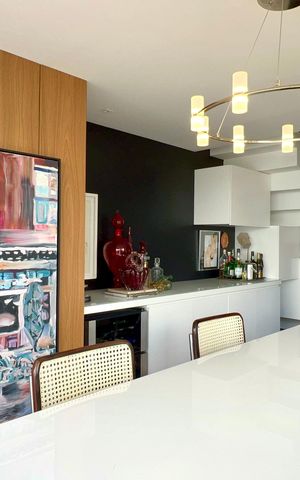 Apartamento à venda com 165m², 2 quartos e 3 vagas Apartamento à venda com 165m², 2 quartos e 3 vagasSala de Jantar