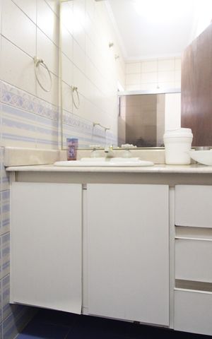 Casa para alugar com 367m², 5 quartos e 4 vagasBanheiro da suíte 4
