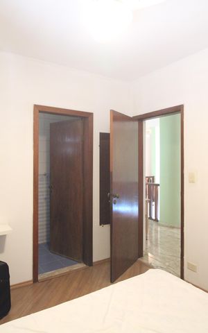 Casa para alugar com 367m², 5 quartos e 4 vagasSuíte 4