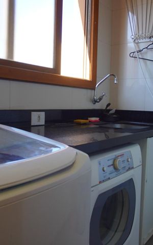 Apartamento à venda com 229m², 3 quartos e 2 vagas Apartamento à venda com 229m², 3 quartos e 2 vagasLavanderia