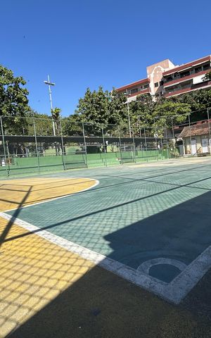 Casa de condomínio à venda com 400m², 4 quartos e 5 vagasQuadra Esportiva