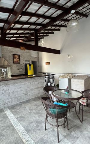 Casa de condomínio à venda com 400m², 4 quartos e 5 vagasEspaço Gourmet