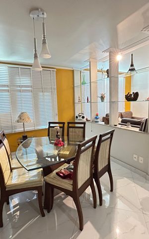 Casa de condomínio à venda com 400m², 4 quartos e 5 vagasSala de Jantar