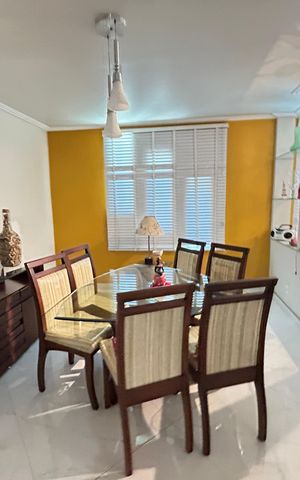 Casa de condomínio à venda com 400m², 4 quartos e 5 vagasSala de Jantar