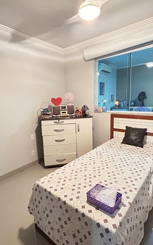 Casa de condomínio à venda com 400m², 4 quartos e 5 vagasQuarto 4