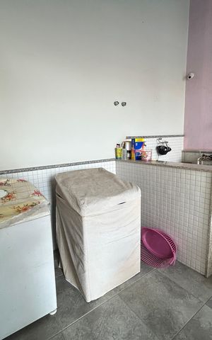 Casa de condomínio à venda com 400m², 4 quartos e 5 vagasÁrea de Serviço