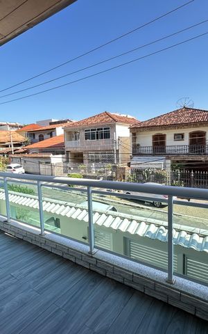 Casa de condomínio à venda com 400m², 4 quartos e 5 vagasVaranda