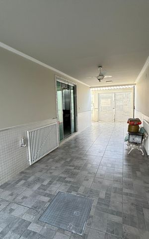 Casa de condomínio à venda com 400m², 4 quartos e 5 vagasGaragem