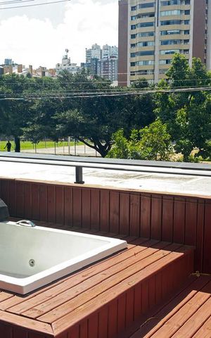 Apartamento à venda com 57m², 1 quarto e 2 vagas Apartamento à venda com 57m², 1 quarto e 2 vagasVaranda