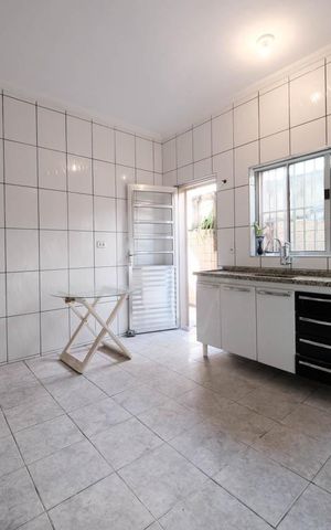 Casa para alugar com 200m², 4 quartos e 2 vagasCozinha
