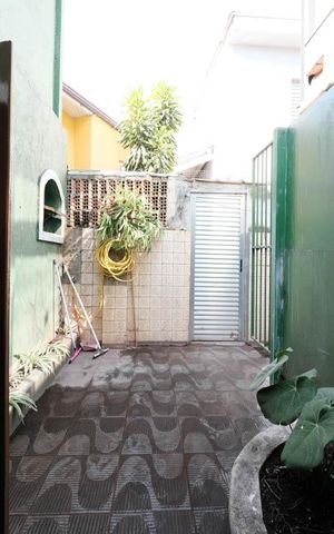 Casa para alugar com 200m², 4 quartos e 2 vagasÁrea externa