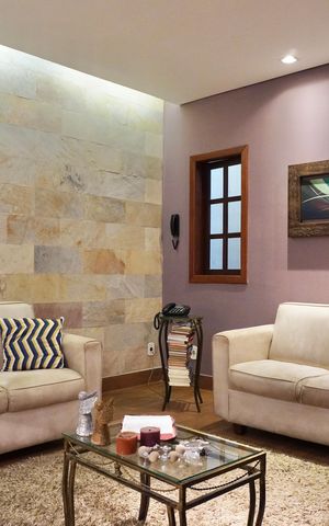 Casa à venda com 210m², 3 quartos e 3 vagas Casa à venda com 210m², 3 quartos e 3 vagasSala