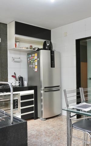 Casa à venda com 210m², 3 quartos e 3 vagas