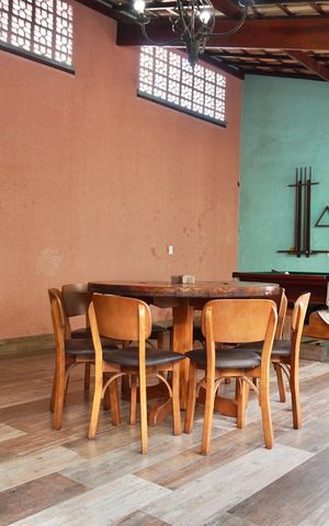 Casa à venda com 210m², 3 quartos e 3 vagas