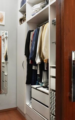 Casa à venda com 210m², 3 quartos e 3 vagas Casa à venda com 210m², 3 quartos e 3 vagasCloset da suíte