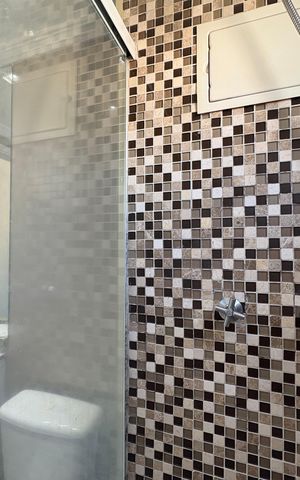 Apartamento à venda com 71m², 3 quartos e 1 vaga Apartamento à venda com 71m², 3 quartos e 1 vagaBanheiro da Suíte