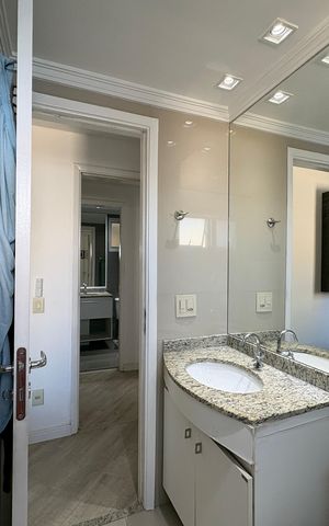 Apartamento à venda com 71m², 3 quartos e 1 vaga Apartamento à venda com 71m², 3 quartos e 1 vagaBanheiro da Suíte