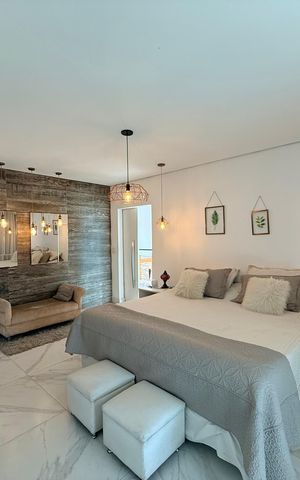 Apartamento à venda com 270m², 4 quartos e 2 vagas Apartamento à venda com 270m², 4 quartos e 2 vagasSuite