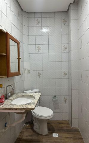Casa para alugar com 90m², 1 quarto e sem vaga Casa para alugar com 90m², 1 quarto e sem vagaBanheiro
