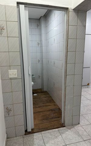 Casa para alugar com 90m², 1 quarto e sem vaga Casa para alugar com 90m², 1 quarto e sem vagaBanheiro