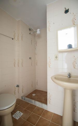 Apartamento para alugar com 65m², 2 quartos e 1 vaga Apartamento para alugar com 65m², 2 quartos e 1 vagaBanheiro