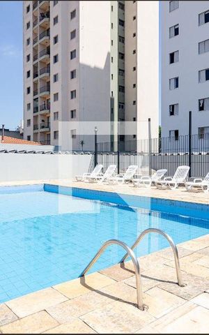 Apartamento à venda com 58m², 2 quartos e 1 vaga Apartamento à venda com 58m², 2 quartos e 1 vagaÁrea comum - Piscina