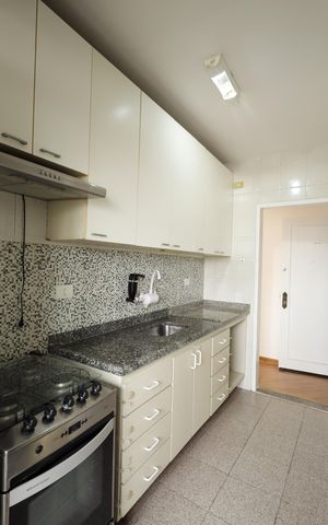 Apartamento à venda com 84m², 2 quartos e 1 vagaCozinha